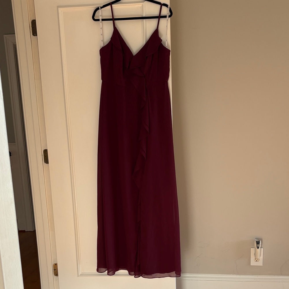 Merlot chiffon V-neck maxi dress: spaghetti straps, front slit, ruffle Size 14
